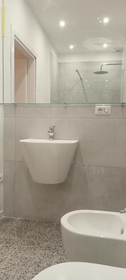 カリアリCinghiale Biancoアパートメント エクステリア 写真
